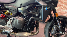 BMW F900 R
